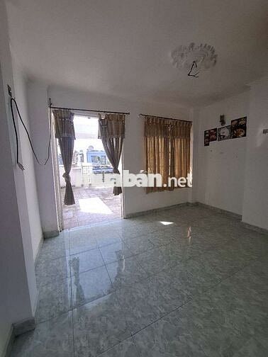 Nhà 3,5 tấm 4×18 ,4pn nội bộ tên lửa 15tr