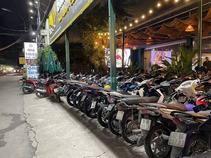 sang nhượng mô hình cafe - bida 