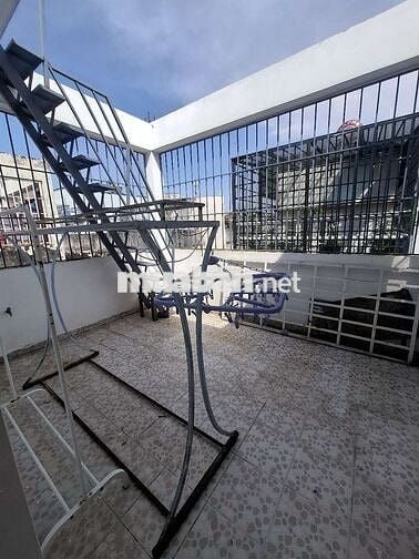 Nhà 3,5 tấm 4×18 ,4pn nội bộ tên lửa 15tr