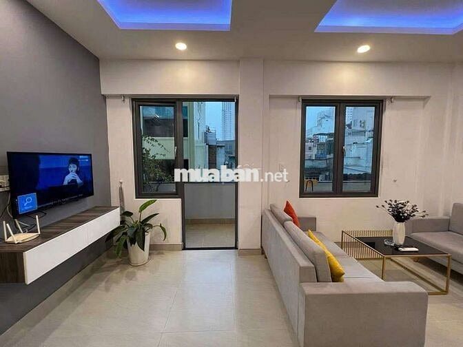 Căn hộ 55m2 1pn full nội thất mặt tiền Hồ Hảo Hớn - Q1