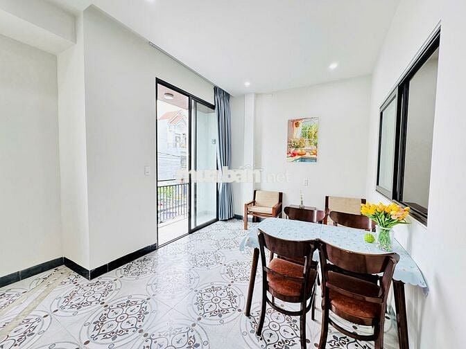 CĂN 1PN FULL NỘI THẤT NGAY CẦU HOÀ XUÂN BAN CÔNG RỘNG