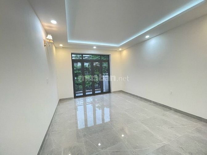 Cho Thuê Nhà Đường Ung Văn Khiêm,P.25. Quận Bình Thạnh. Gía Chỉ 25tr