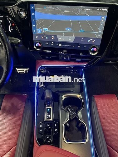 Lexus NX 350 F-Sport đăng ký t4/2022 đi 40 ngàn