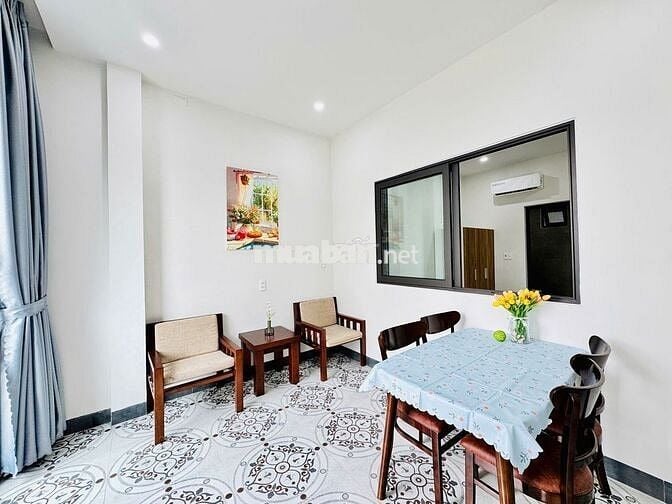 CĂN 1PN FULL NỘI THẤT NGAY CẦU HOÀ XUÂN BAN CÔNG RỘNG