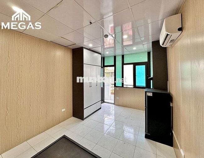 CHO THUÊ CĂN HỘ STUDIO FULL NỘI THẤT BAN CÔNG NGAY TẠI TRUNG KÍNH