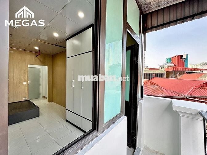 CHO THUÊ CĂN HỘ STUDIO FULL NỘI THẤT BAN CÔNG NGAY TẠI TRUNG KÍNH