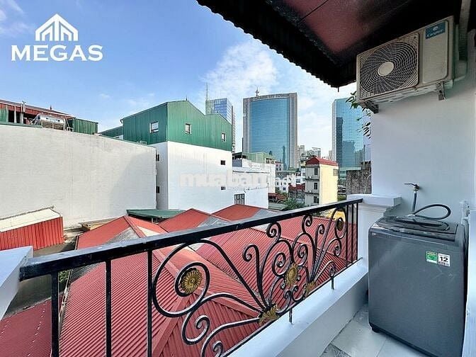 CHO THUÊ CĂN HỘ STUDIO FULL NỘI THẤT BAN CÔNG NGAY TẠI TRUNG KÍNH