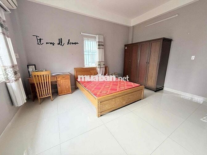 Cho thuê nhà góc 2 Mt khu dân cư ven sông, ful nt, thang máy, 33tr