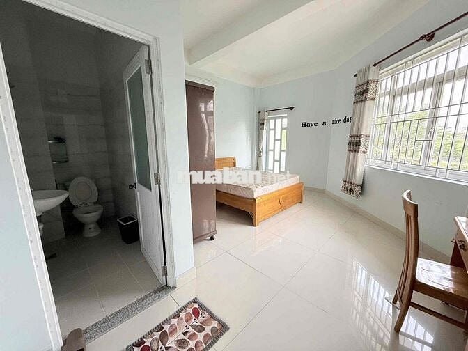 Cho thuê nhà góc 2 Mt khu dân cư ven sông, ful nt, thang máy, 33tr