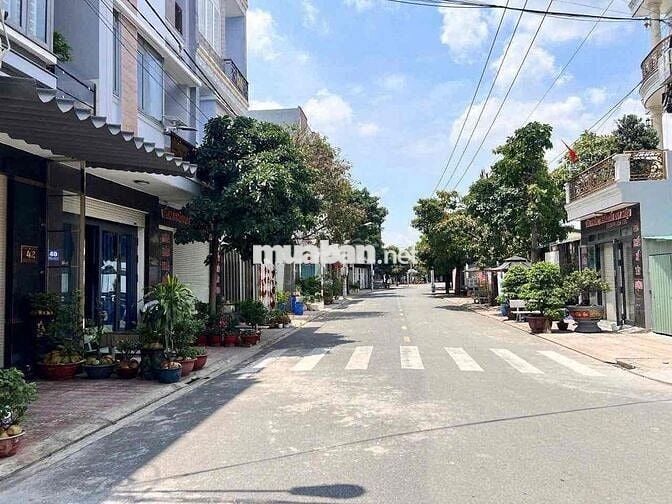 bán gấp lô đất tdc. đongo hoa gan siêu thị go bigc dt 100m2