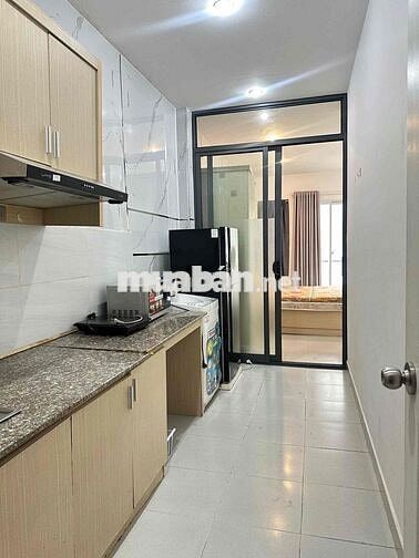 Căn Hộ 1PN Ban Công 40m2 - Máy Giặt Riêng - Ngay Bờ Kè Trường Sa