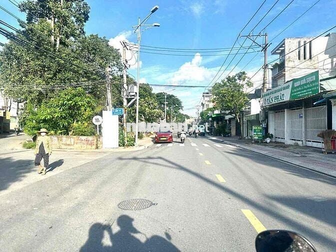 bán gấp lô đất tdc. đongo hoa gan siêu thị go bigc dt 100m2