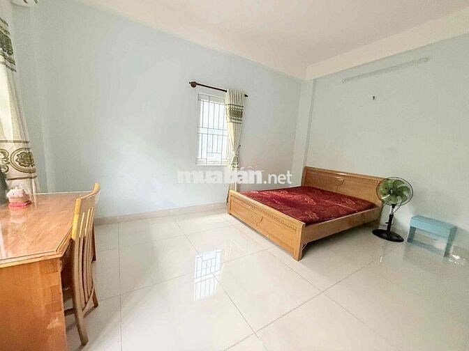 Cho thuê nhà góc 2 Mt khu dân cư ven sông, ful nt, thang máy, 33tr