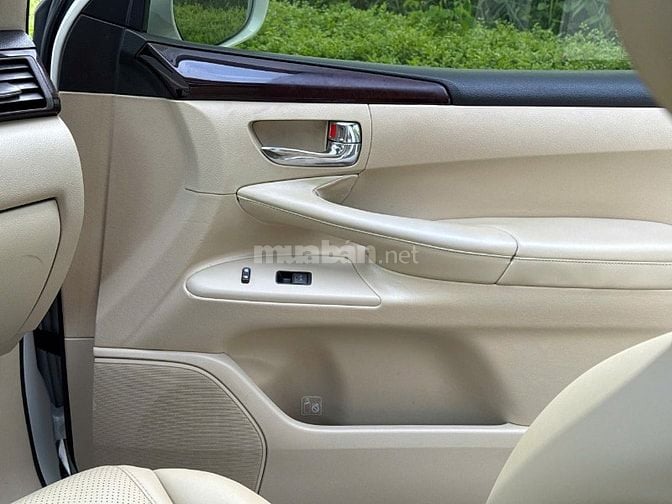 🐦‍🔥 LEXUS LX570  • Odo : 60.000 mls • Sản xuất : 2010 • màu trắng 