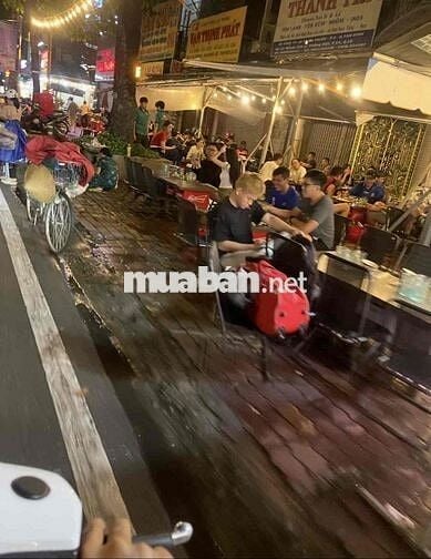 4T Mặt tiền 5m Sân Rộng 70m Lề 7m Gần Ngã tư đông trường , cty Vp, chợ