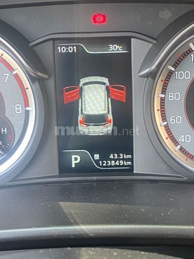 Suzuki xl7 2022 12vạn xe 1 chủ 