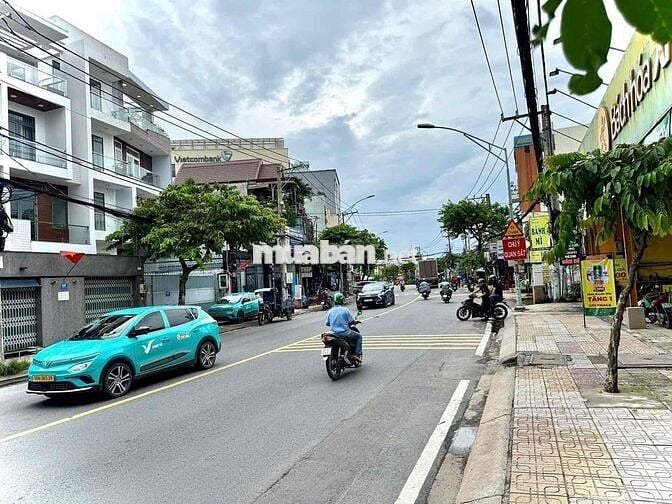 Cho thuê toàn nhà MT Đường Đặng Văn Bi kế bên Cc Moonlight sầm uất