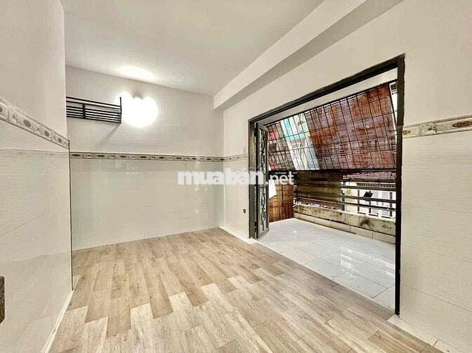 ✨GIẢM SỐC PHÒNG STUDIO BAN CÔNG SẴN MÁY LẠNH, THANG MÁY _ GẦN ĐẦM SEN