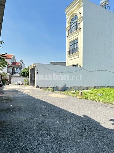 BÁN ĐẤT HXH CÁCH ĐƯỜNG NGUYỄN THỊ ĐỊNH 50m phường Thạnh Mỹ Lợi Quận 2 