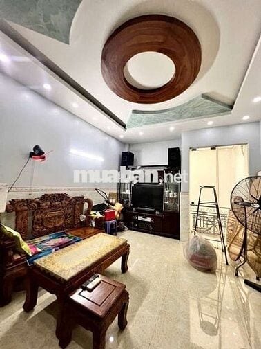 BÁN NHÀ MẶT TIỀN GÒ XOÀI, 93M2, 5 TẦNG, CHO THUÊ 20TR, GIÁ 8,2 TỶ TL