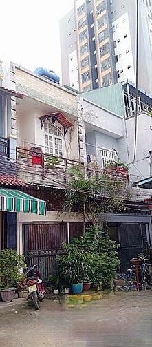 Bán nhà Quận 9-Sổ Riêng- 5 phút ra Metro Chỉ Với Giá Siêu Hời 5Tỷ