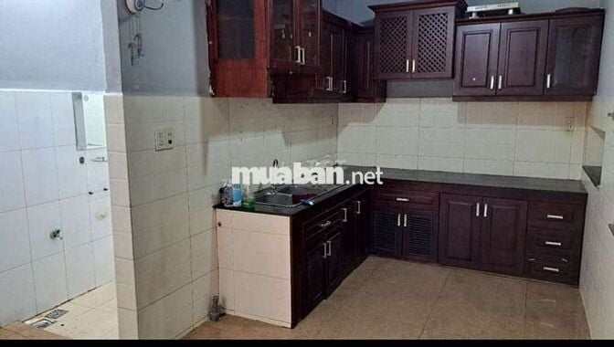 CHO THUÊ NHÀ HẺM 3 GÁC, 1 XET, CMT8 Q.10