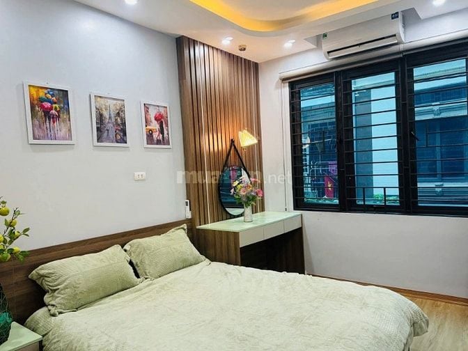 Nhà Đẹp Thang Máy, Đường Hoàng Mai 42/46m, 5 tầng, mt 3.5m, 12.8 tỷ