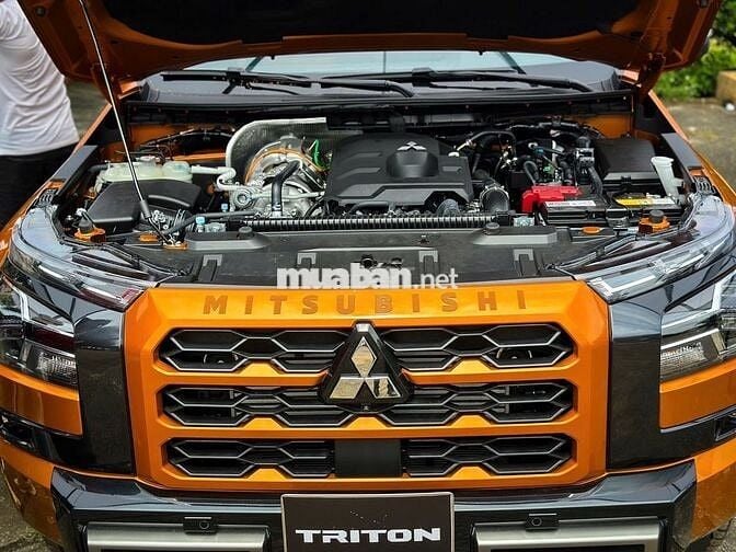Mitsubishi Triton MỚI 100% + TRƯỚC BẠ + QUÀ TẶNG