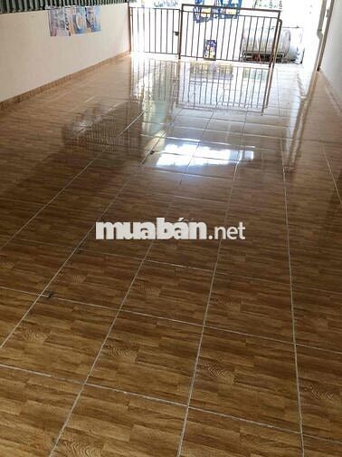 Cho thuê nhà xưởng Bình Tân, 100m2, xe tải vào được, có gác lửng