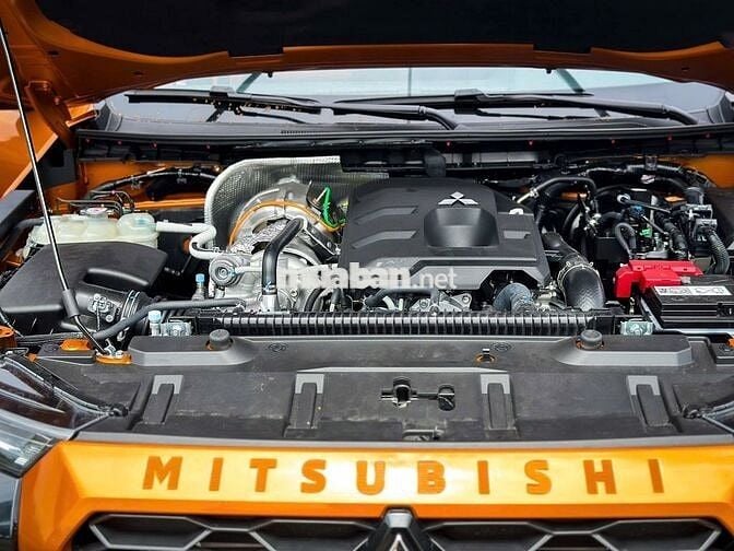 Mitsubishi Triton MỚI 100% + TRƯỚC BẠ + QUÀ TẶNG