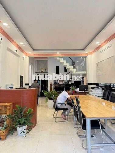 Nhỉnh 6 tỷ Nhà Phố 5m x 18m. 3 tầng Góc 2MT Hẻm 8m Trương Thị Hoa