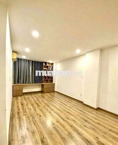 🔥CHO THUÊ – 243/9 TÔ HIẾN THÀNH, P.13, Q.10🔥- 5x20 - trệt , 2 lầu .