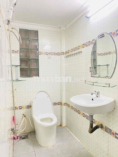 CHO THUÊ PHÒNG TẠI ĐƯỜNG NGUYỄN THIỆN THUẬT_TRUNG TÂM QUẬN 3