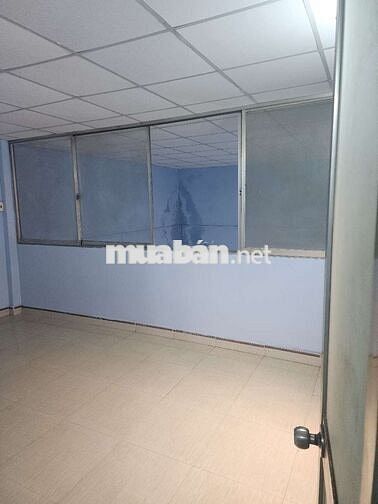 Bán nhà măt tiền quốc lộ 50 phong phú giá rẻ nhà nở hậu