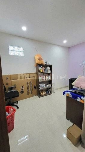 Bán nhà Quận 9-Sổ Riêng- 5 phút ra Metro Chỉ Với Giá Siêu Hời 5Tỷ