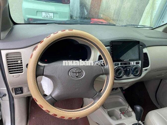 Toyota Innova 2009 V Stđ