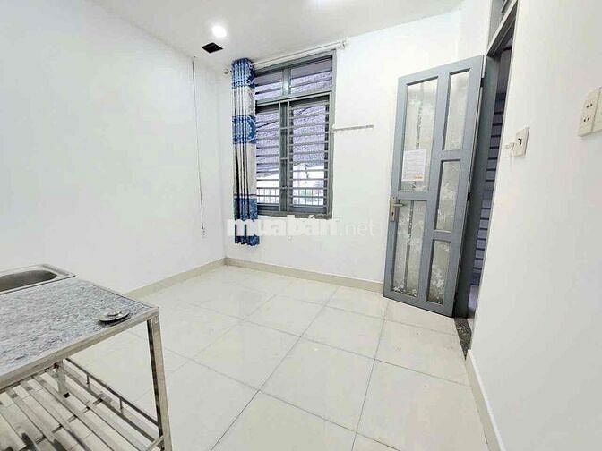 Chính chủ cho thuê phòng Full nội thất, 2.4tr, Lê Văn Khương