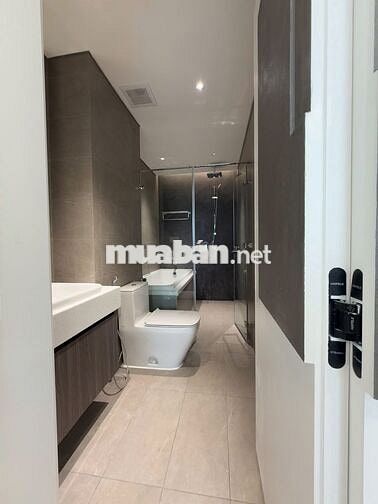 Diamond Celadon 2PN (88m²), Nội Thất Cơ Bản - 15 Triệu, Nhận Nhà Ngay