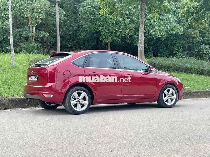 Ford Focus 2011 1.8 số tự động full đồ chơi