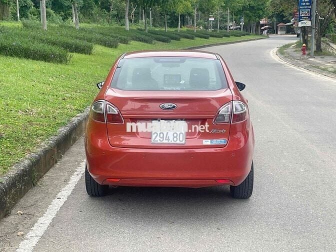 Ford Fiesta 2011 1.6 AT Sedan full đồ chơi cực đẹp