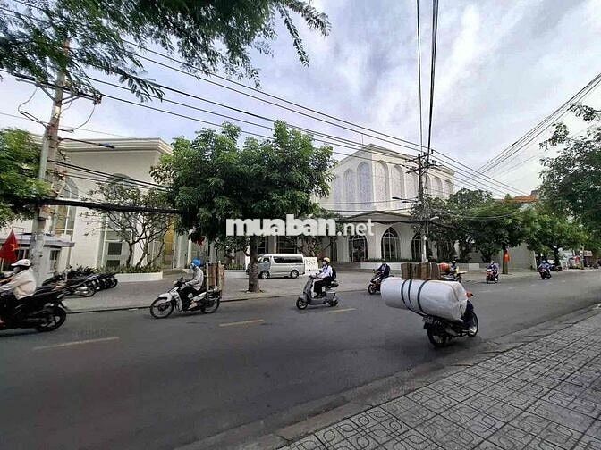 MẶT BẰNG 240m2 MẶT TIỀN NGUYỄN VĂN QUÁ, P. ĐÔNG HƯNG THUẬN, Q.12