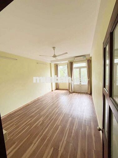 Nhà 1 Trệt 3 Lầu 4PN 4x18m Mặt Tiền Đường Số Phường Tân Phong Q.7