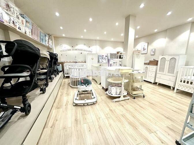 Bán nhà Trần Thái Tông, Cầu Giấy, mặt phố, kinh doanh, vị trí đắc địa