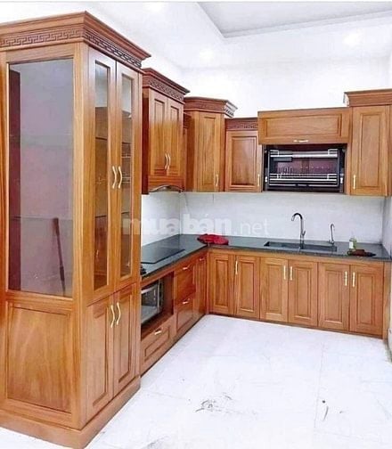 Tủ bếp gỗ, gỗ cứng cáp, màu đẹp, chắc chắn, giá tôt·