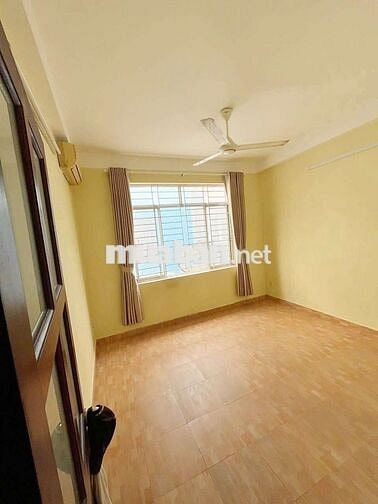 Nhà 1 Trệt 3 Lầu 4PN 4x18m Mặt Tiền Đường Số Phường Tân Phong Q.7