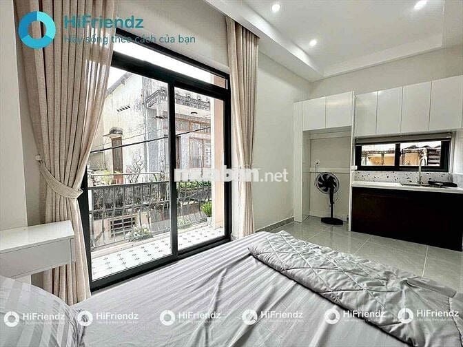 CHO THUÊ PHÒNG BAN CÔNG SIÊU THOÁNG MÁT THUẬN TIỆN DI CHUYỂN SÂN BAY