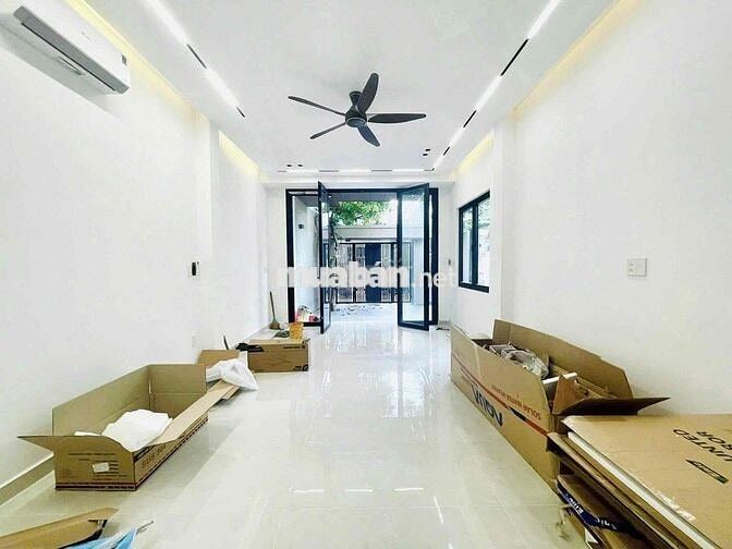 CHO THUÊ GÓC 2MT HXH BA THÁNG HAI QUẬN 10