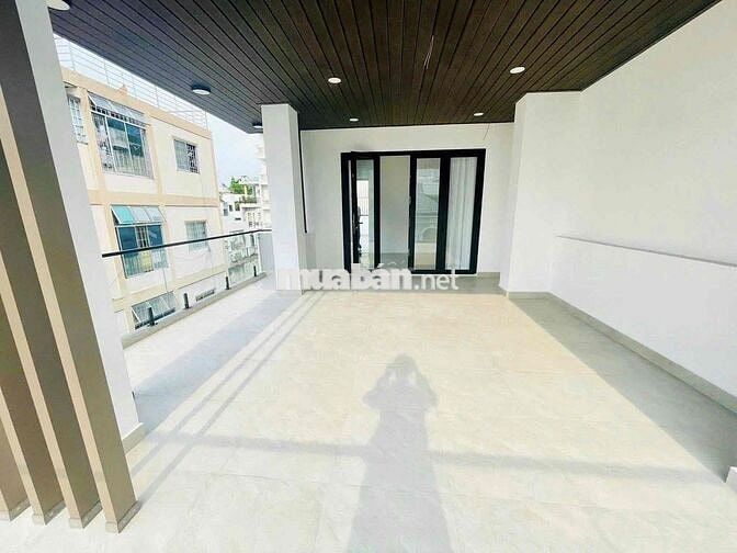 CHO THUÊ GÓC 2MT HXH BA THÁNG HAI QUẬN 10