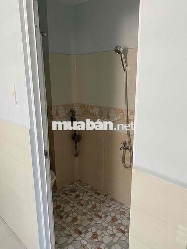 phòng trọ mới xây, gần đhspkt, nông lâm, bv đkkv thủ đức,chợ,siêu thị