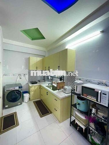 bán nhà 2 tầng 52m2 - 2pn - ngay chợ bình trị đông - bình tân